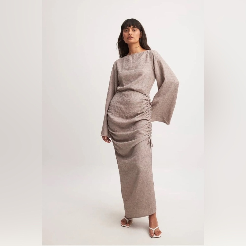 structured maxi dress